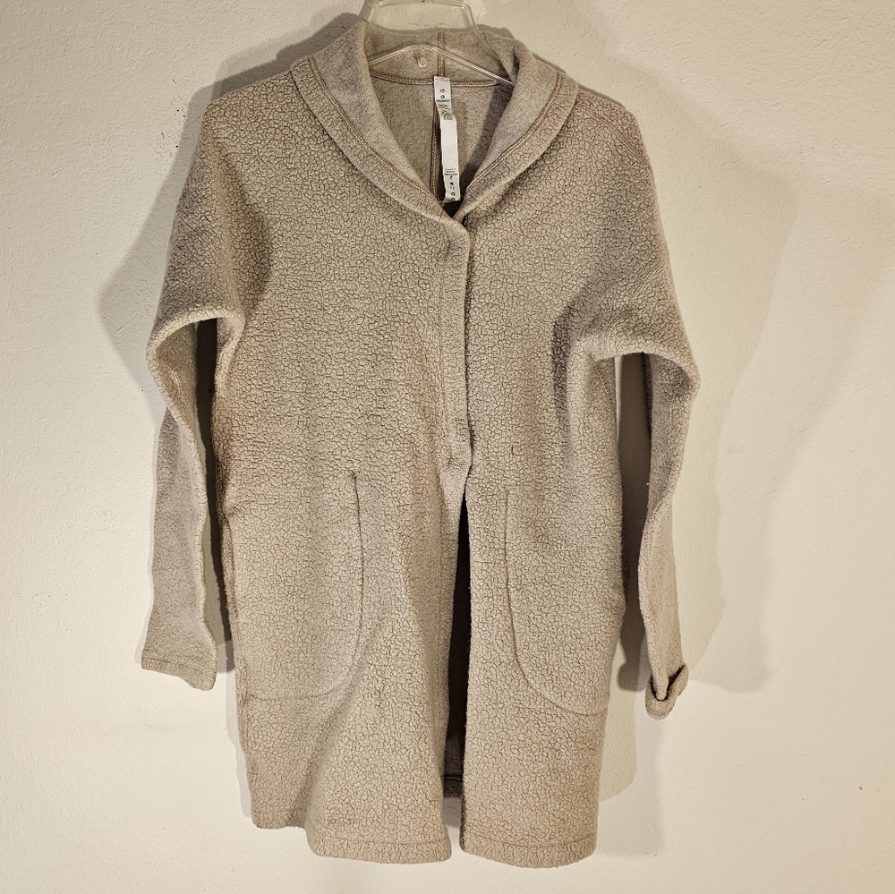 Lululemon Athletica Beige Hooded Sweater